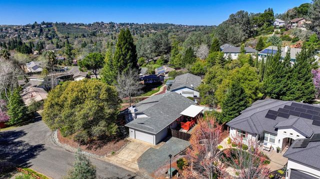 3429 Santos Ct, Cameron Park, CA 95682