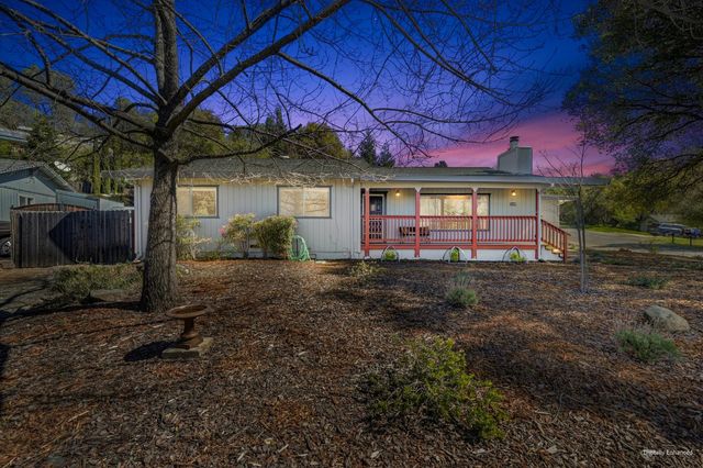 3429 Santos Ct, Cameron Park, CA 95682