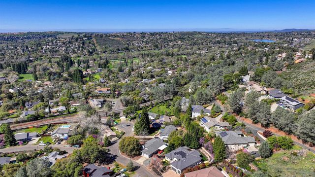 3429 Santos Ct, Cameron Park, CA 95682