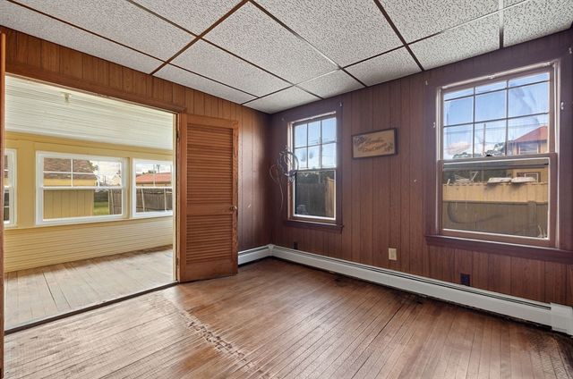 17 Munroe Street, Lynnfield, MA 01940