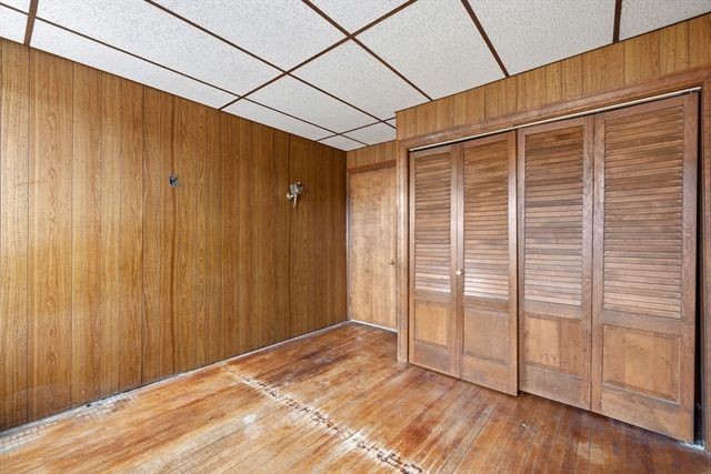 17 Munroe Street, Lynnfield, MA 01940