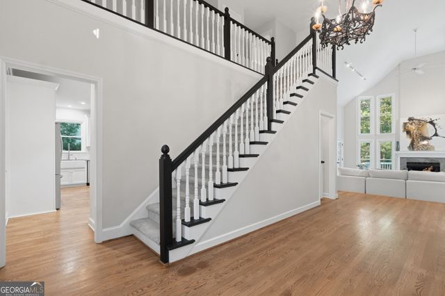 2040 Shallowford Park Manor, Roswell, GA 30075