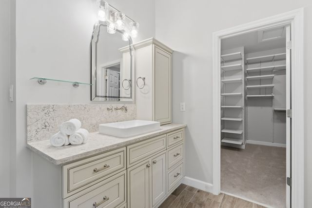 2040 Shallowford Park Manor, Roswell, GA 30075