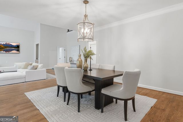 2040 Shallowford Park Manor, Roswell, GA 30075