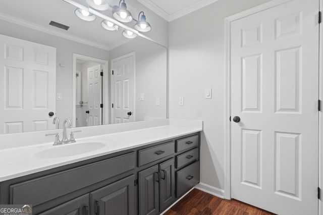 2040 Shallowford Park Manor, Roswell, GA 30075
