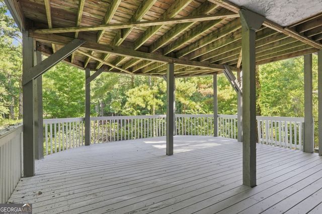 2040 Shallowford Park Manor, Roswell, GA 30075