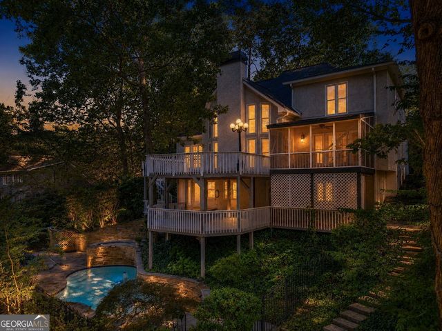 2040 Shallowford Park Manor, Roswell, GA 30075