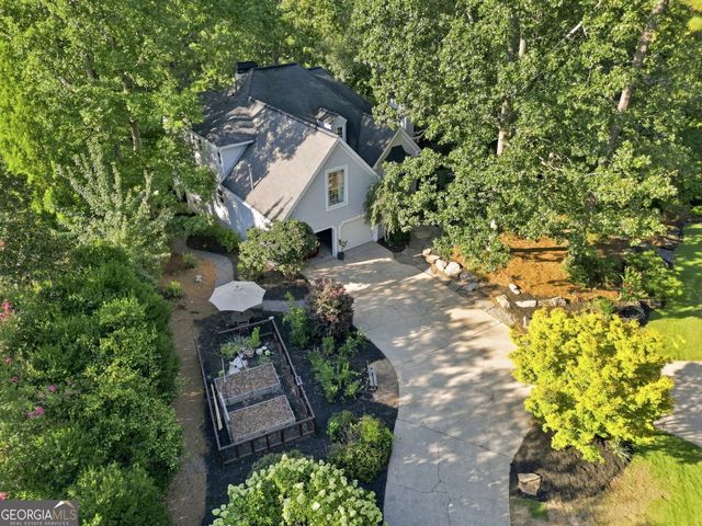 2040 Shallowford Park Manor, Roswell, GA 30075