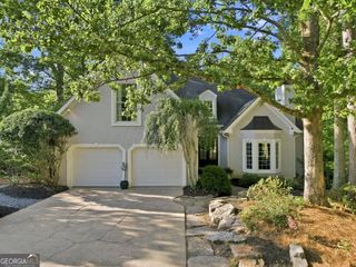 2040 Shallowford Park Manor, Roswell, GA 30075