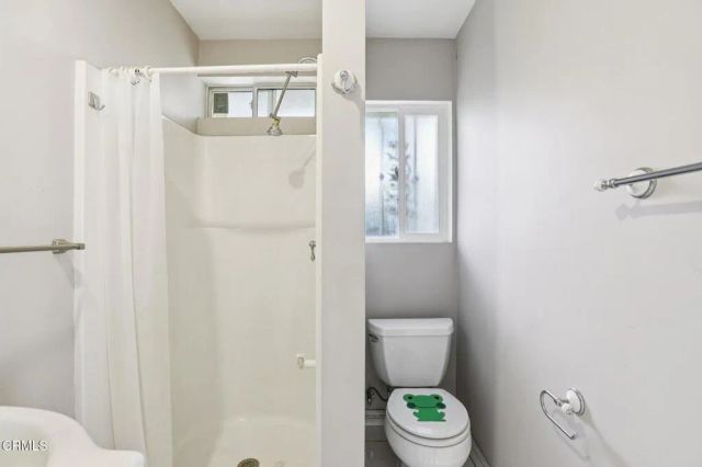 10856 Topeka Drive, Porter Ranch, CA 91326