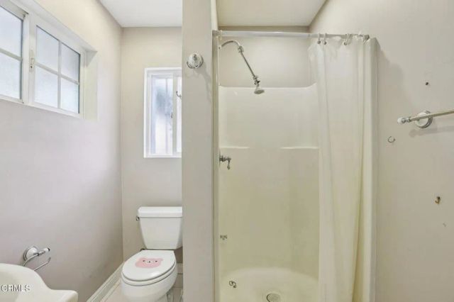 10856 Topeka Drive, Porter Ranch, CA 91326