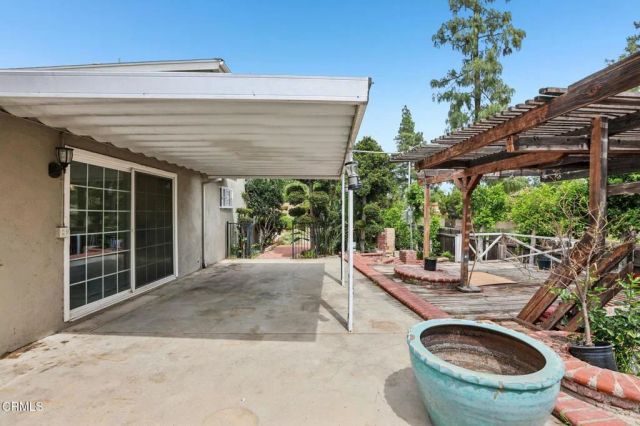 10856 Topeka Drive, Porter Ranch, CA 91326