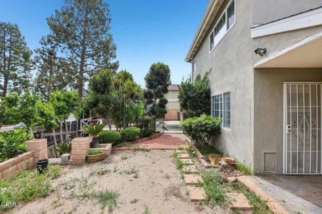 10856 Topeka Drive, Porter Ranch, CA 91326