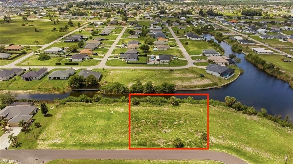 1812 NW 2nd TER, CAPE CORAL, FL 33993 — exterior