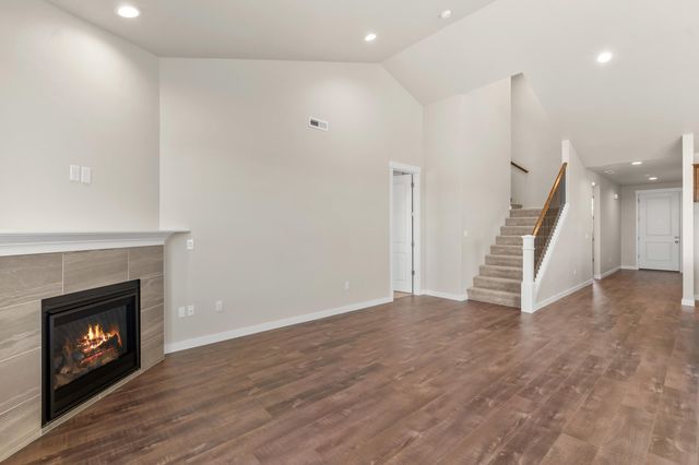 1152 Pumpkin 334, Eagle Point, OR 97524