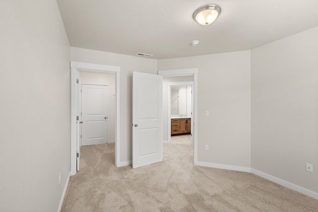 1152 Pumpkin 334, Eagle Point, OR 97524