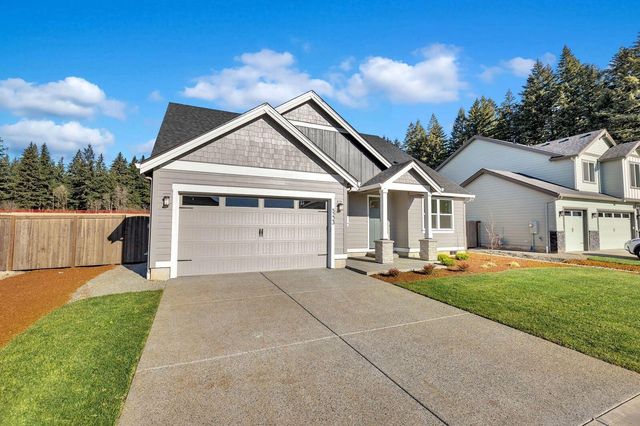 1152 Pumpkin 334, Eagle Point, OR 97524