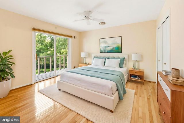 8566 BRICKYARD RD, Potomac, MD 20854