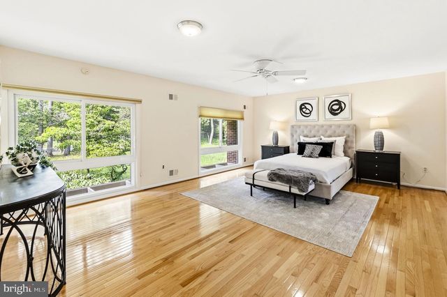 8566 BRICKYARD RD, Potomac, MD 20854
