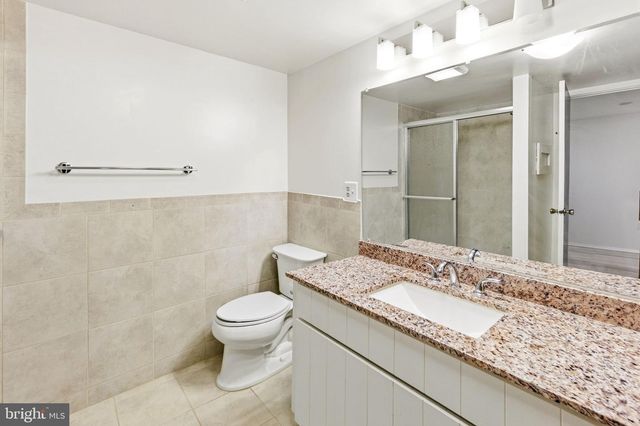 8566 BRICKYARD RD, Potomac, MD 20854