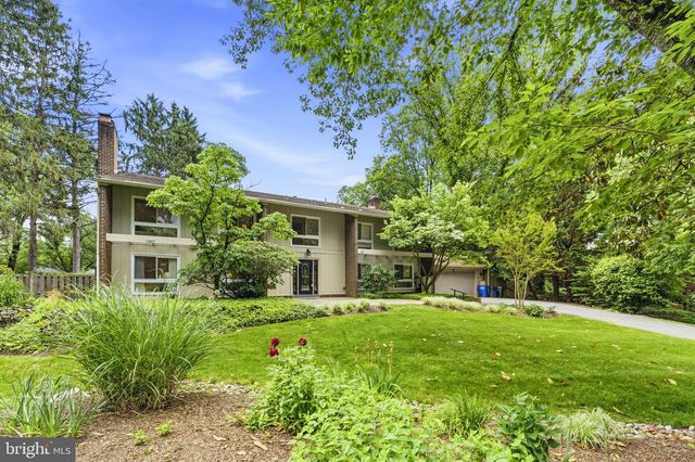 8566 BRICKYARD RD, Potomac, MD 20854