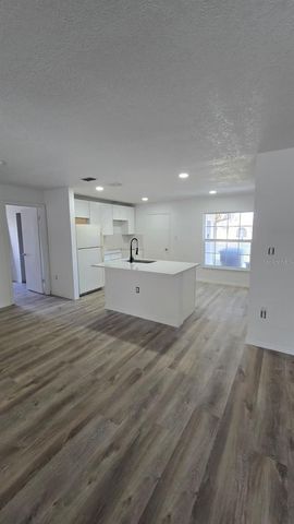 708 DUFFER LANE, Kissimmee, FL 34759