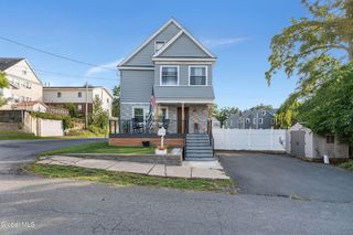 550 Gerling Street, Schenectady, NY 12308
