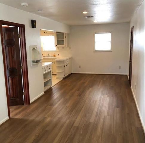 2448 White Oak Drive, Houston, TX 77009