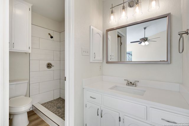9326 Whisper PT, San Antonio, TX 78240