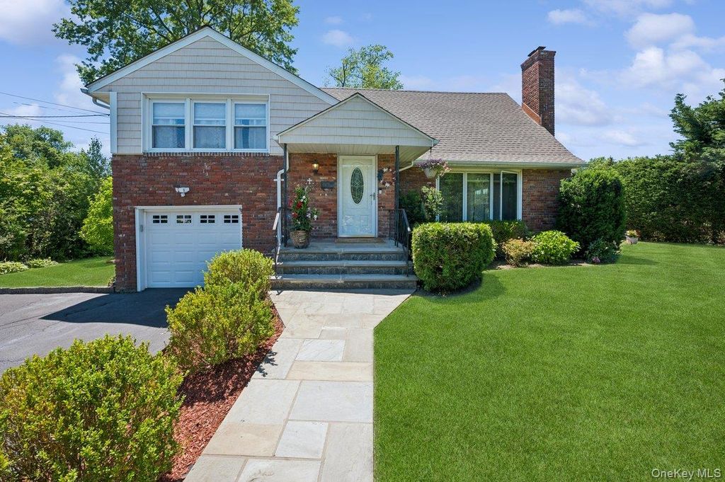 3 Carolyn Place, Bronxville, NY 10708