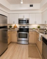 7930 N Nob Hill Rd 106, Tamarac, FL 33321