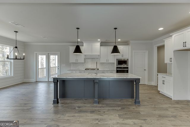 1251 Riverhill Drive, Bishop, GA 30621