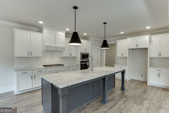 1251 Riverhill Drive, Bishop, GA 30621