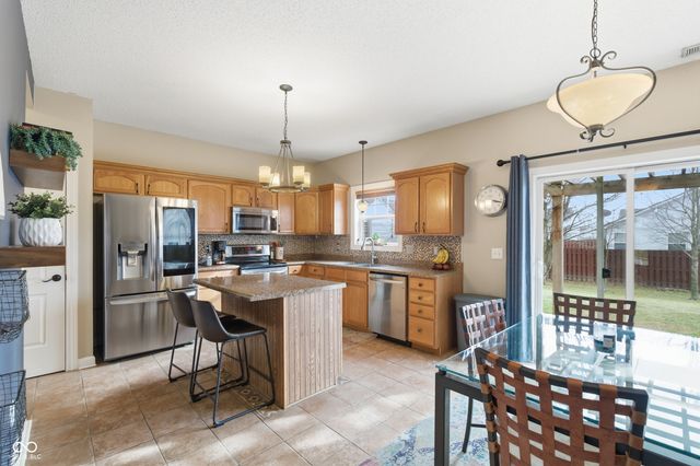 4237 Amesbury Place, Westfield, IN 46074