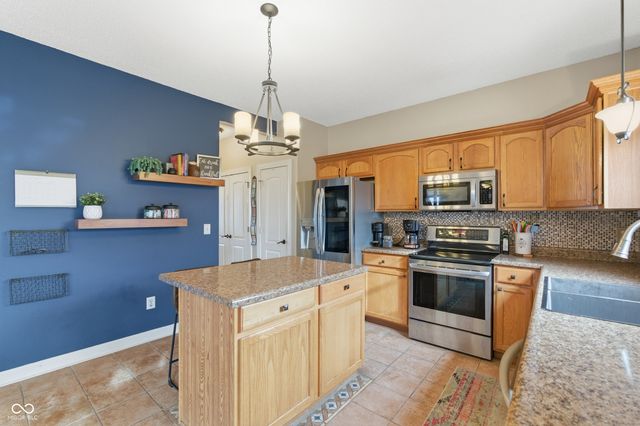 4237 Amesbury Place, Westfield, IN 46074