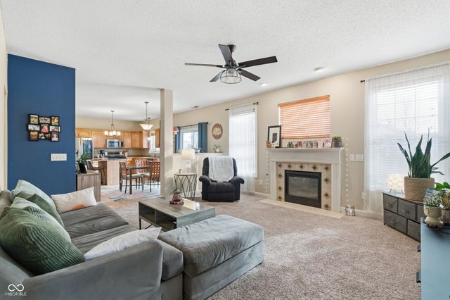 4237 Amesbury Place, Westfield, IN 46074