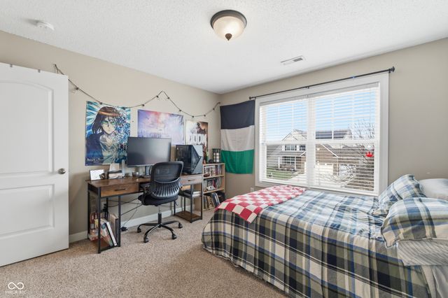 4237 Amesbury Place, Westfield, IN 46074