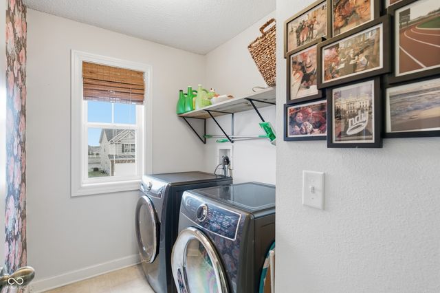 4237 Amesbury Place, Westfield, IN 46074