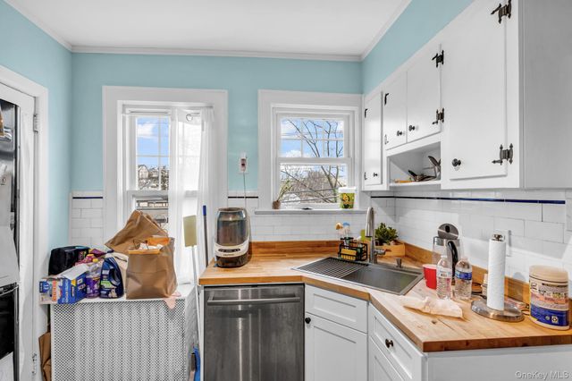 87 Colgate Avenue, Yonkers, NY 10703