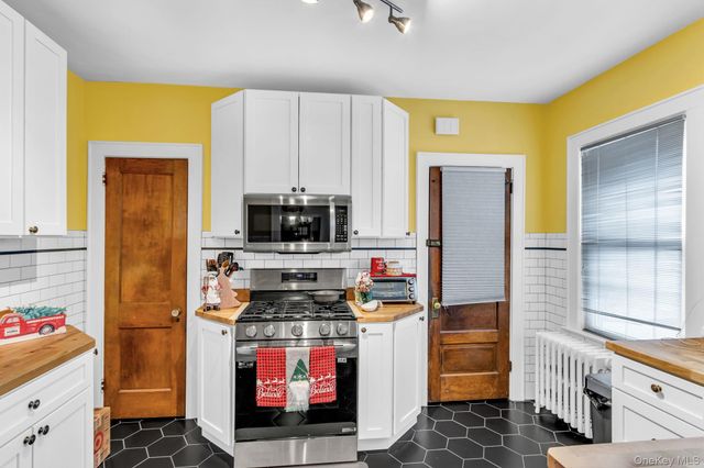 87 Colgate Avenue, Yonkers, NY 10703