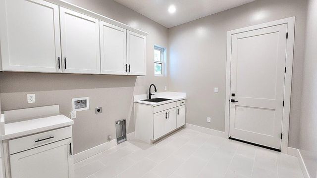 23616 Landon Evan Ln, Auburn, CA 95602