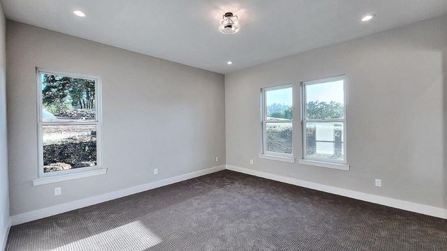 23616 Landon Evan Ln, Auburn, CA 95602