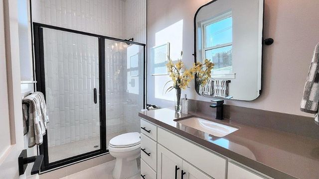 23616 Landon Evan Ln, Auburn, CA 95602