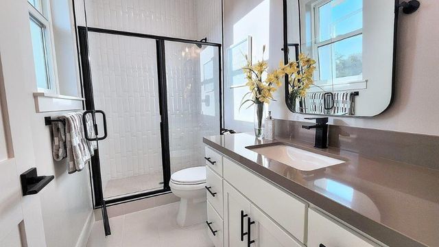 23616 Landon Evan Ln, Auburn, CA 95602