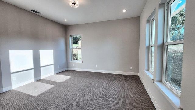 23616 Landon Evan Ln, Auburn, CA 95602