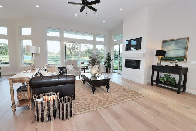 23616 Landon Evan Ln, Auburn, CA 95602