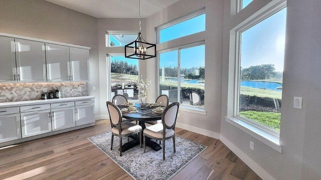 23616 Landon Evan Ln, Auburn, CA 95602