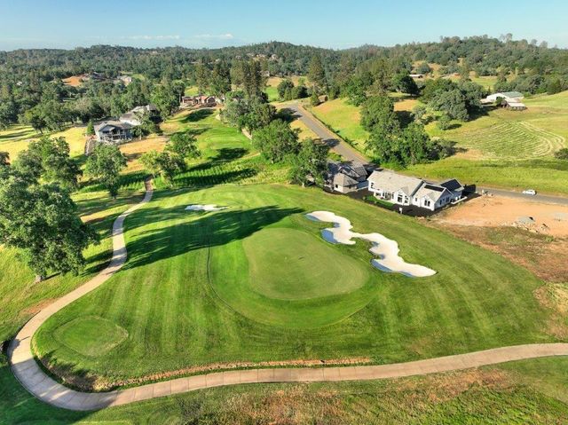 23616 Landon Evan Ln, Auburn, CA 95602