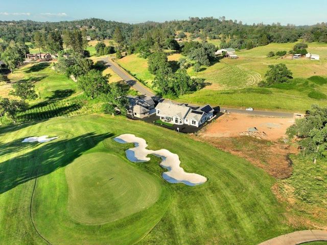 23616 Landon Evan Ln, Auburn, CA 95602