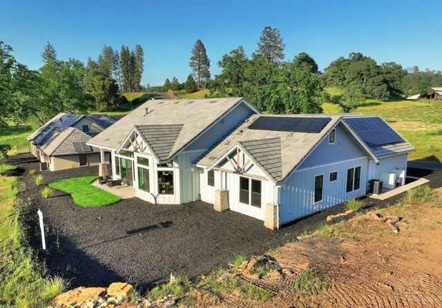 23616 Landon Evan Ln, Auburn, CA 95602